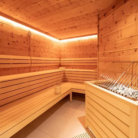 Lengauer Hof Hotel 4*