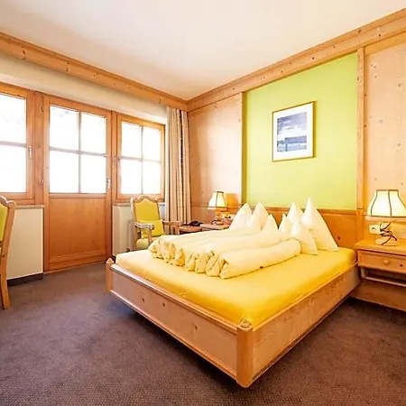 Lengauer Hof 4* 萨尔巴赫